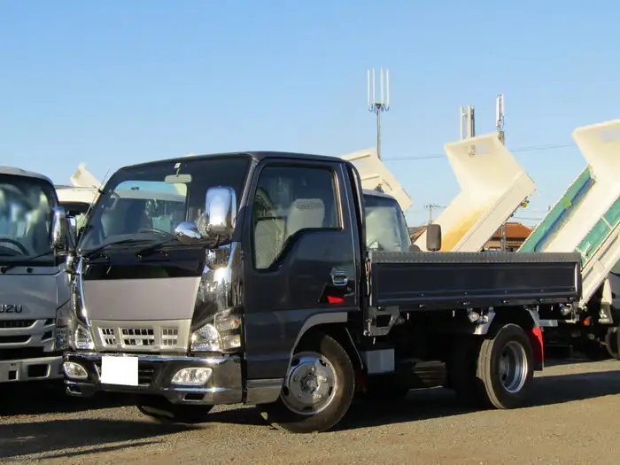 マツダ タイタン 小型 平ボディ 床鉄板 PB-LKR81Aの中古トラック画像1