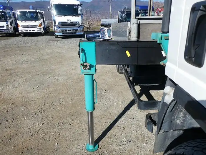 いすゞ エルフ 小型 クレーン付 3段 ラジコンの中古トラック画像7