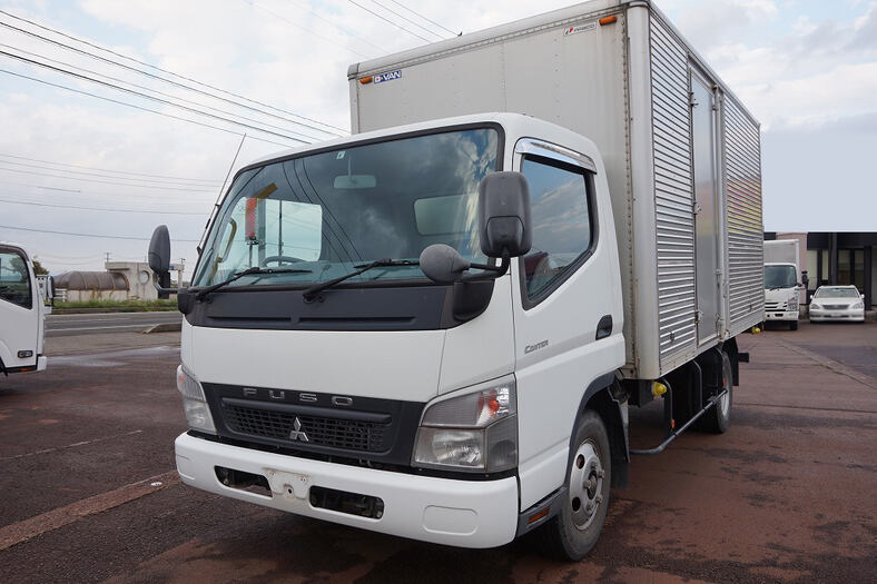 いすゞ フォワード 中型/増トン ウイング ベッド TKG-FRR90S2 の中古トラック【車両No.165458】