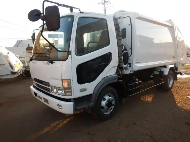 三菱 ファイター 中型/増トン パッカー車 プレス式 PA-FK71REの中古トラック画像1