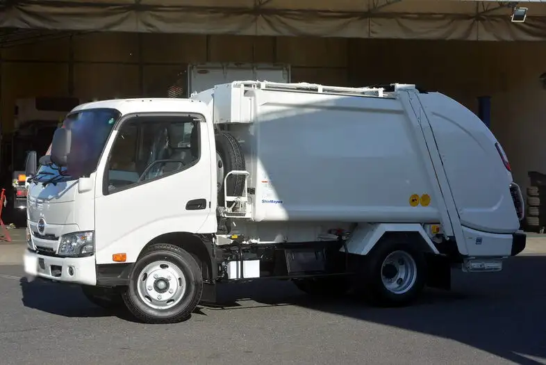 日野 デュトロ 小型 パッカー車 プレス式 2RG-XZU605X の中古トラック【車両No.119162】