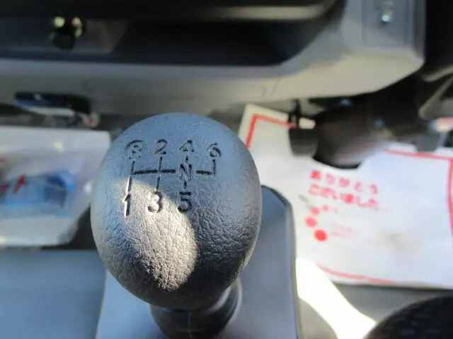 日野 デュトロ 小型 クレーン付 4段 ラジコンの中古トラック画像像17