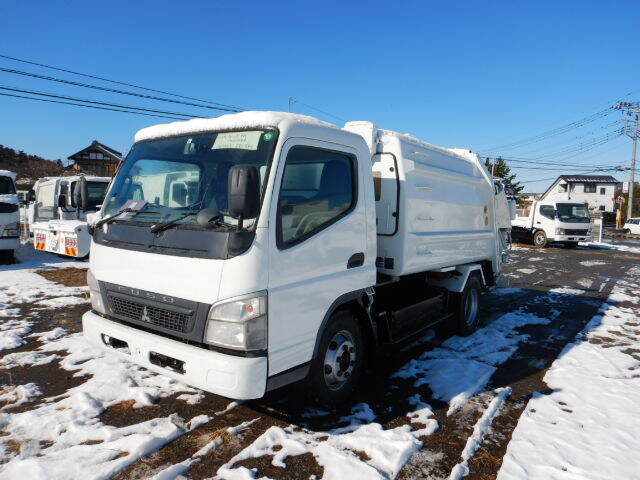 三菱 キャンター 小型 パッカー車 PDG-FE83DY