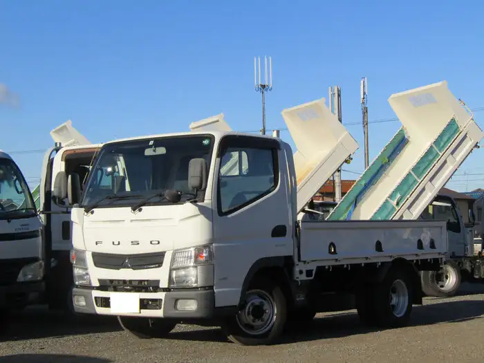 三菱 キャンター 小型 平ボディ TPG-FBA00 H25の中古トラック画像1