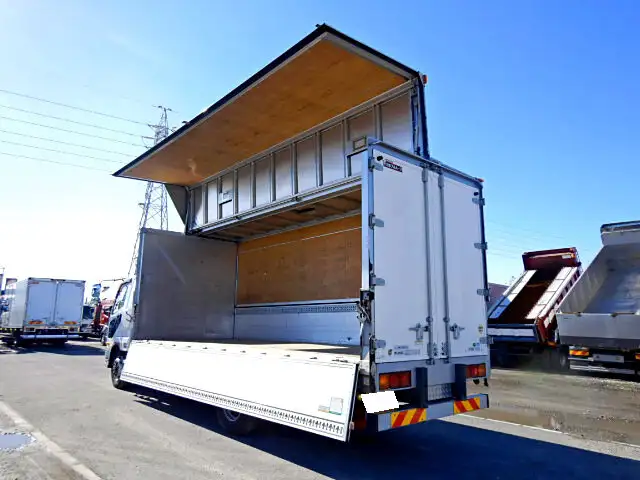 三菱 ファイター 中型/増トン ウイング エアサス ベッドの中古トラック画像5