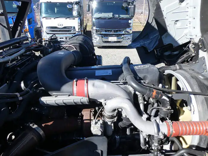 日産UD クオン 大型 トラクター ハイルーフ 1デフの中古トラック画像19