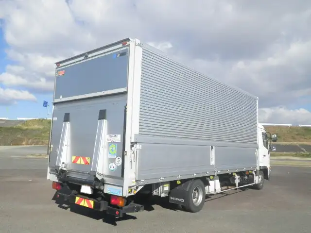 日野 レンジャー 中型/増トン ウイング パワーゲート エアサスの中古トラック画像3