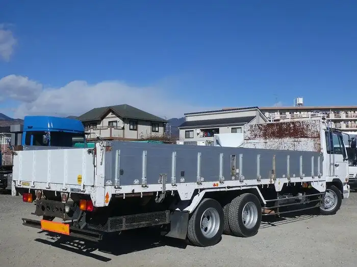 日産UD コンドル 中型/増トン 平ボディ 床鉄板 ベッドの中古トラック画像3