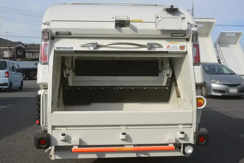 日野 デュトロ 小型 パッカー車 プレス式 2RG-XZU605Xの中古トラック画像4