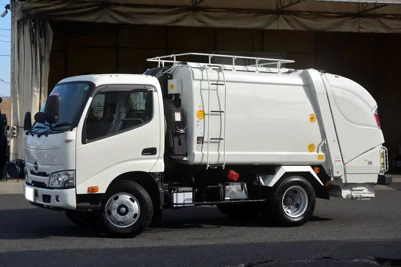 日野 デュトロ 小型 パッカー車 プレス式 2RG-XZU605X の中古トラック【車両No.119597】