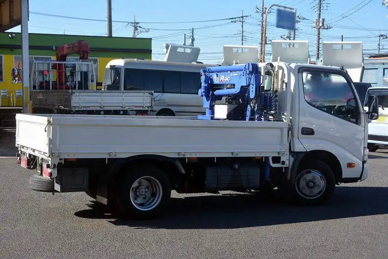 日野 デュトロ 小型 クレーン付 横置簡易クレーン 床鉄板の中古トラック画像2