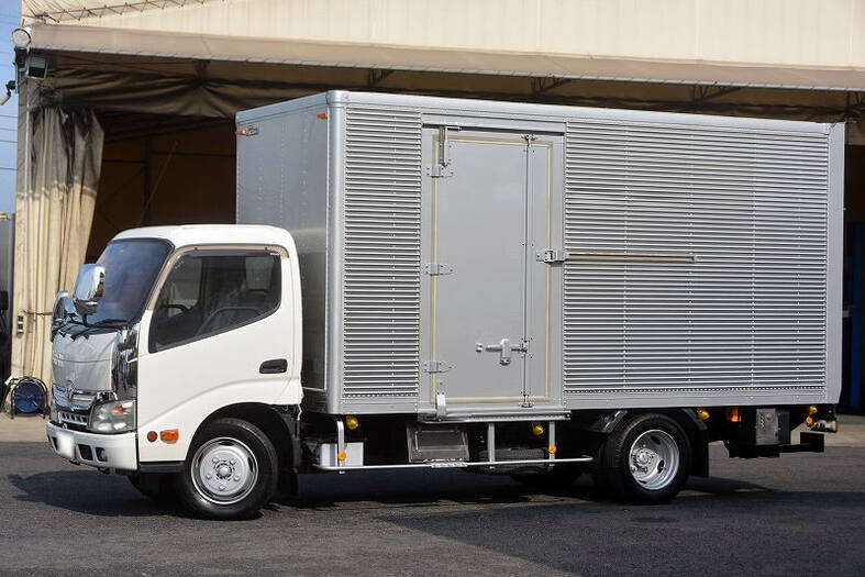 三菱 キャンター 小型 冷凍冷蔵 低温 キーストン の中古トラック【車両No.140276】