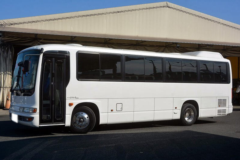 いすゞ ガーラミオ 中型 バス 乗合バス SDG-RR7JJCJ｜画像1