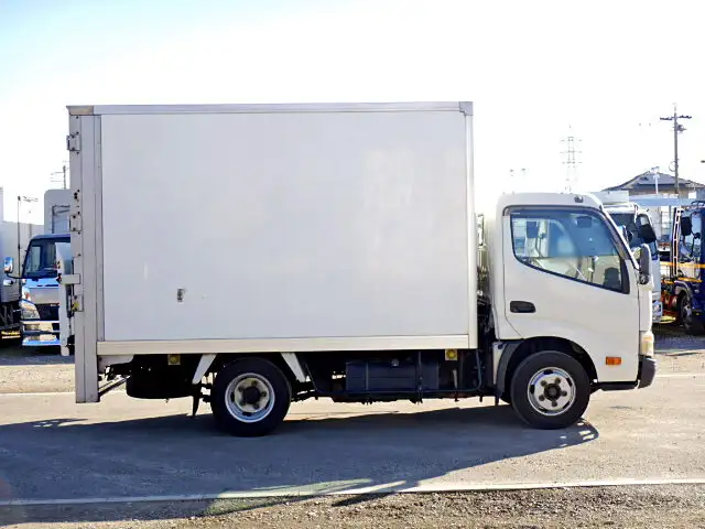 トヨタ ダイナ 小型 冷凍冷蔵 中温 パワーゲートの中古トラック画像2