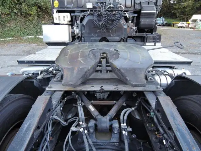 いすゞ ギガ 大型 トラクター ハイルーフ 1デフの中古トラック画像10