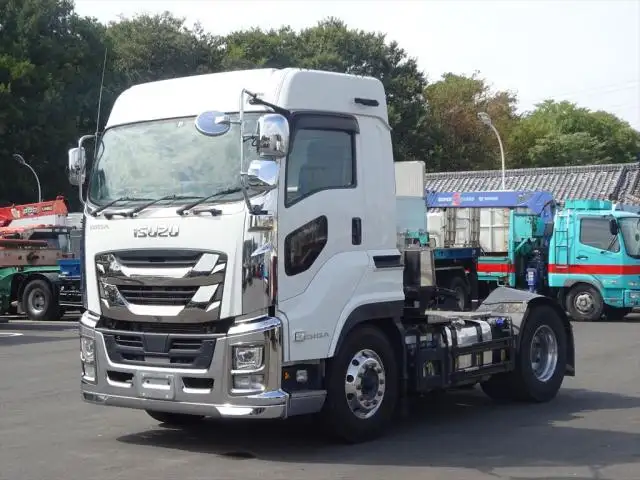 いすゞ ギガ 大型 トラクター ハイルーフ 1デフの中古トラック画像1