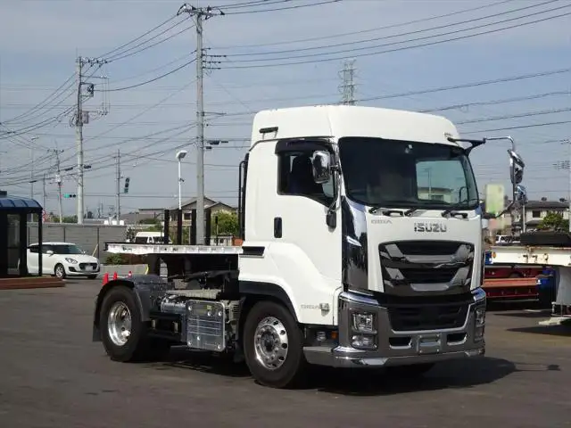 いすゞ ギガ 大型 トラクター ハイルーフ 1デフの中古トラック画像2