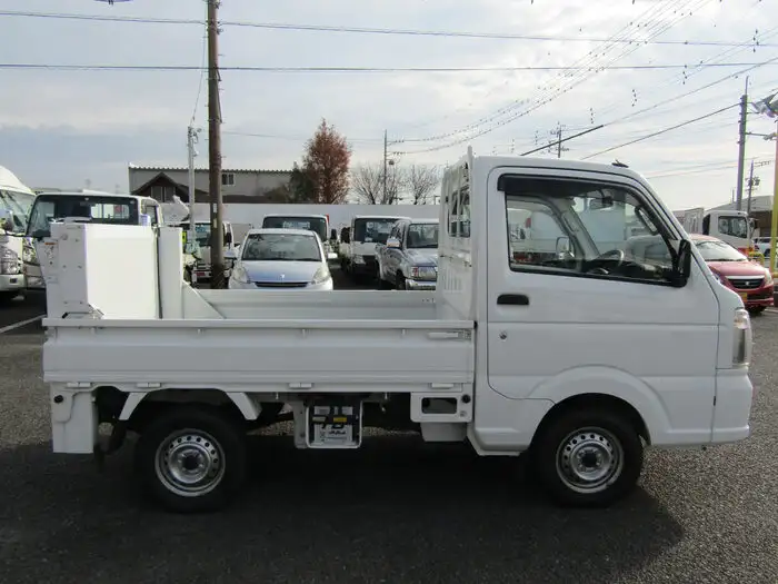 スズキ キャリイ  平ボディ EBD-DA16T H27の中古トラック画像2