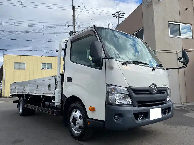 トヨタ トヨエース 小型 平ボディ アルミブロック TKG-XZU720の中古トラック画像1