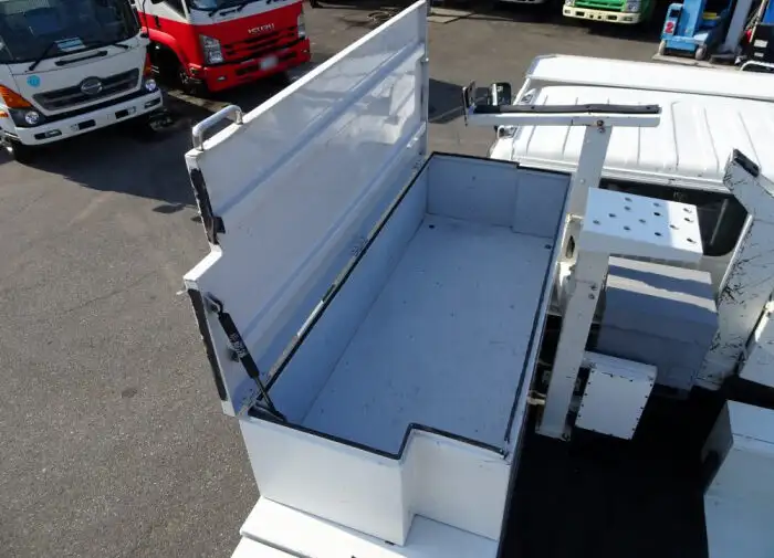 日野 デュトロ 小型 高所・建柱車 高所作業車 電工仕様の中古トラック画像9
