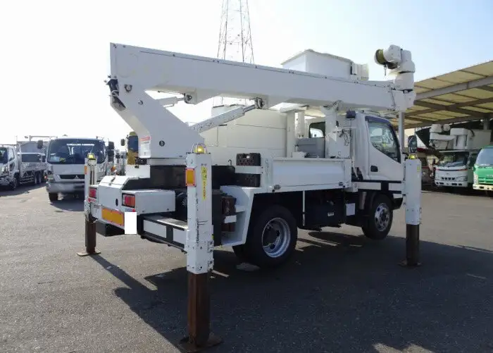 日野 デュトロ 小型 高所・建柱車 高所作業車 電工仕様の中古トラック画像2