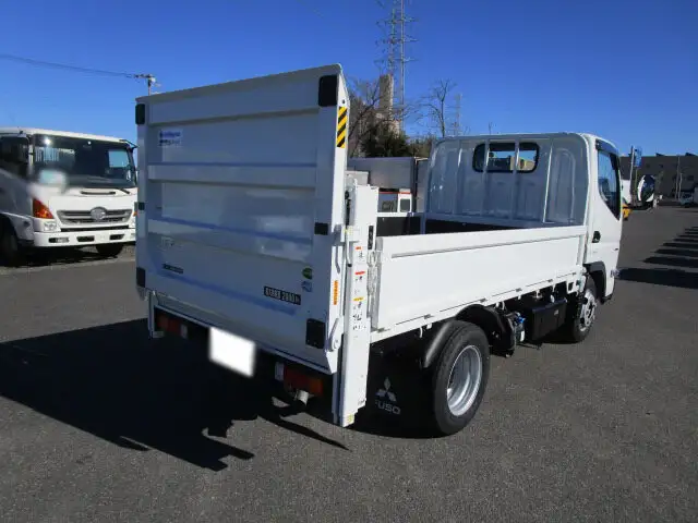 三菱 キャンター 小型 平ボディ パワーゲート 2RG-FBA20の中古トラック画像2