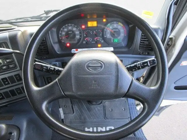 日野 プロフィア 大型 トラクター 1デフ BKG-SH1EDXGの中古トラック画像4