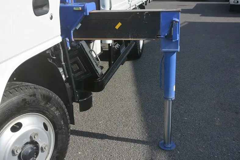 いすゞ エルフ 小型 クレーン付 3段 フックインの中古トラック画像8