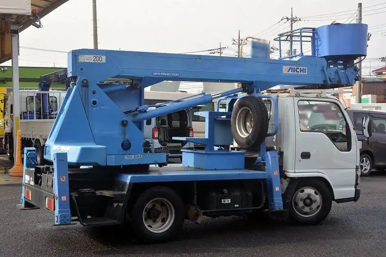 いすゞ エルフ 小型 高所・建柱車 高所作業車 PB-NKR81Nの中古トラック画像2