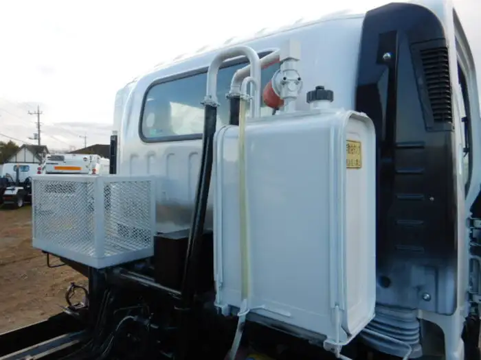 いすゞ エルフ 小型 パッカー車 巻き込み式 PDG-NPR75Nの中古トラック画像9