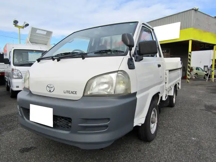 トヨタ ライトエース 小型 平ボディ パワーゲート GK-KM70 の中古トラック【車両No.119872】