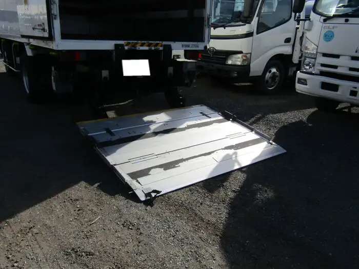 日野 デュトロ 小型 アルミバン パワーゲート TKG-XZU640Mの中古トラック画像9