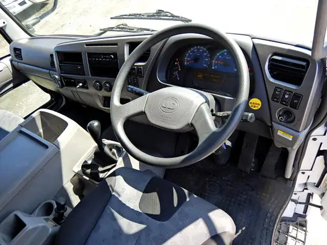 日産UD コンドル 中型/増トン ウイング 床鉄板 ベッドの中古トラック画像10