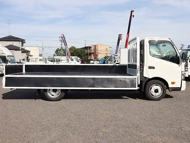 日野 デュトロ 小型 平ボディ TKG-XZU710M H31/R1の中古トラック画像5