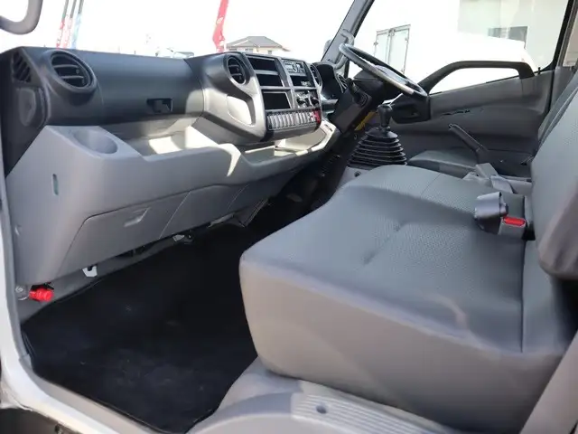 日野 デュトロ 小型 平ボディ TKG-XZU710M H31/R1の中古トラック画像11