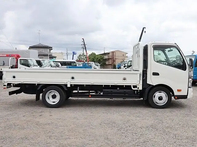 日野 デュトロ 小型 平ボディ 床鉄板 TPG-XZC710Mの中古トラック画像2