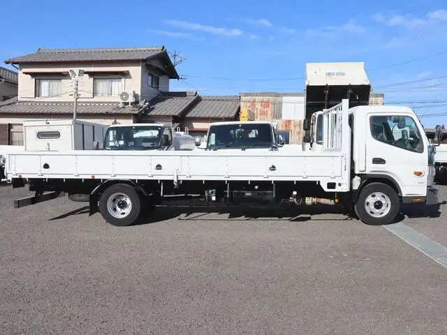 三菱 キャンター 小型 平ボディ TKG-FED90 H27の中古トラック画像4