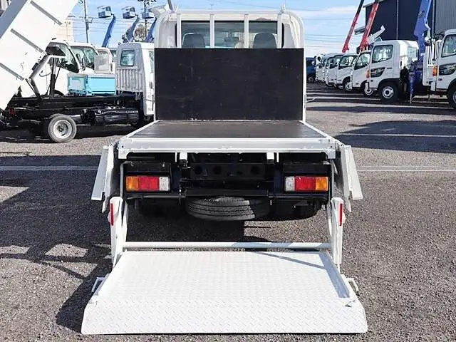 日野 デュトロ 小型 平ボディ Wキャブ パワーゲートの中古トラック画像7