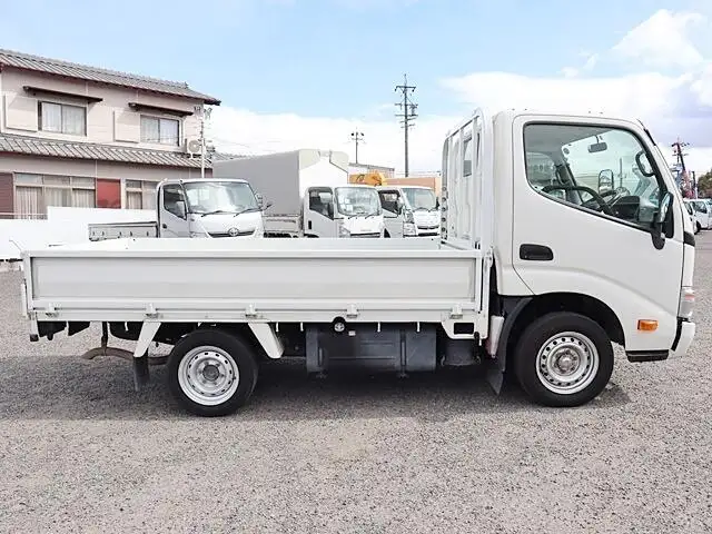 トヨタ ダイナ 小型 平ボディ 床鉄板 QDF-KDY221の中古トラック画像4