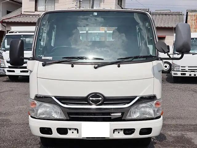 日野 デュトロ 小型 平ボディ Wキャブ TKG-XZU655Mの中古トラック画像2