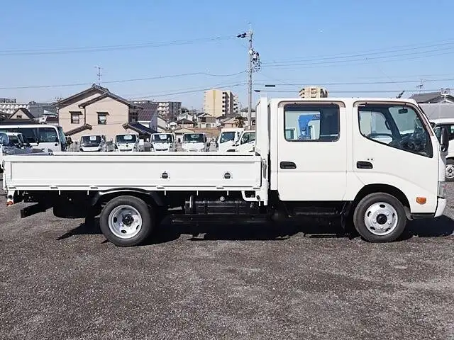 日野 デュトロ 小型 平ボディ Wキャブ TKG-XZU655Mの中古トラック画像3