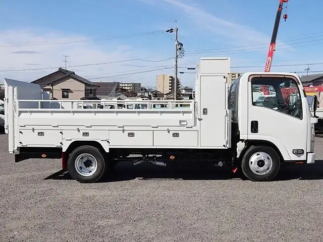 マツダ タイタン 小型 平ボディ パワーゲート TKG-LMR85Nの中古トラック画像3