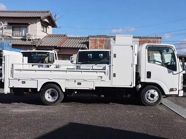 マツダ タイタン 小型 平ボディ パワーゲート 床鉄板の中古トラック画像3
