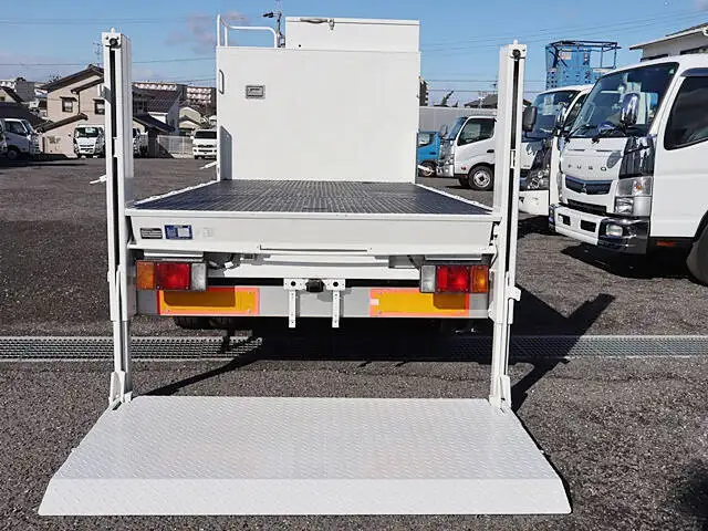 マツダ タイタン 小型 平ボディ パワーゲート 床鉄板の中古トラック画像5