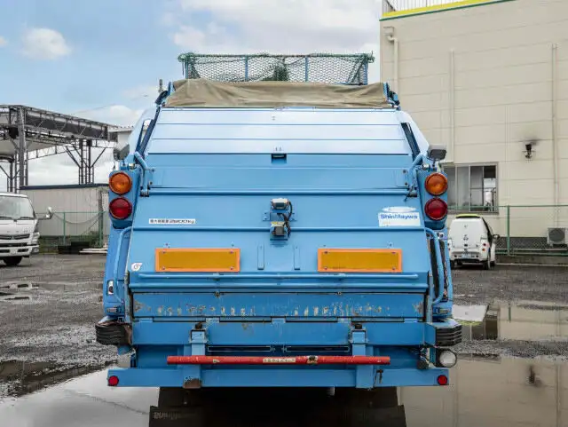 いすゞ エルフ 小型 パッカー車 プレス式 PDG-NPR75Nの中古トラック画像4