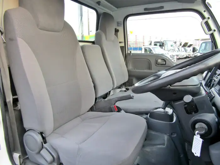 マツダ タイタン 小型 平ボディ TRG-LJR85A H30の中古トラック画像6