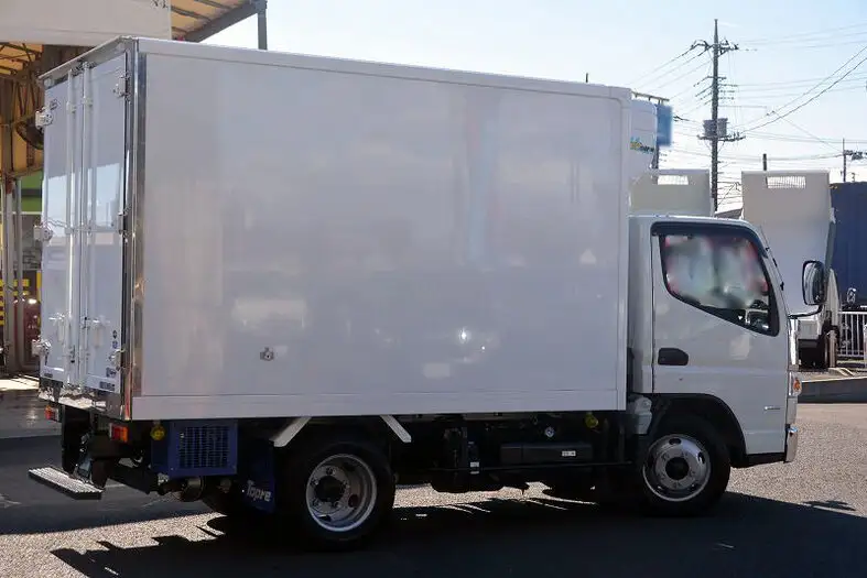 三菱 キャンター 小型 冷凍冷蔵 低温 スタンバイの中古トラック画像2