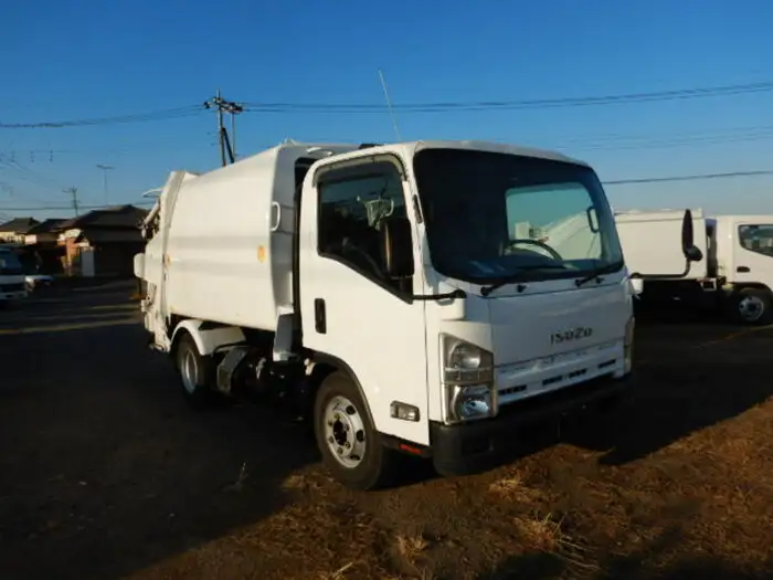 いすゞ エルフ 小型 パッカー車 プレス式 PDG-NPR75Nの中古トラック画像2
