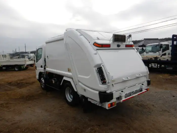 三菱 キャンター 小型 パッカー車 プレス式 PDG-FE73Dの中古トラック画像3