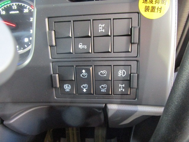 日産UD クオン 大型 車輌重機運搬 ラジコン ベッド|画像12